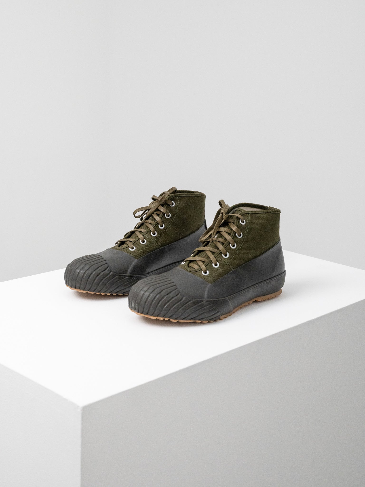 Moonstar Alweather Boots (two colour options)