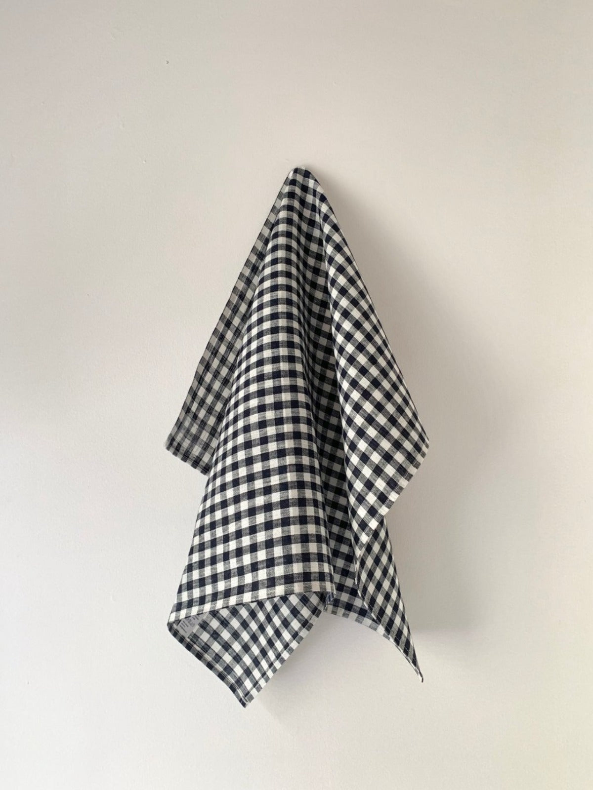Linen Tea Towel, Navy/ White Gingham